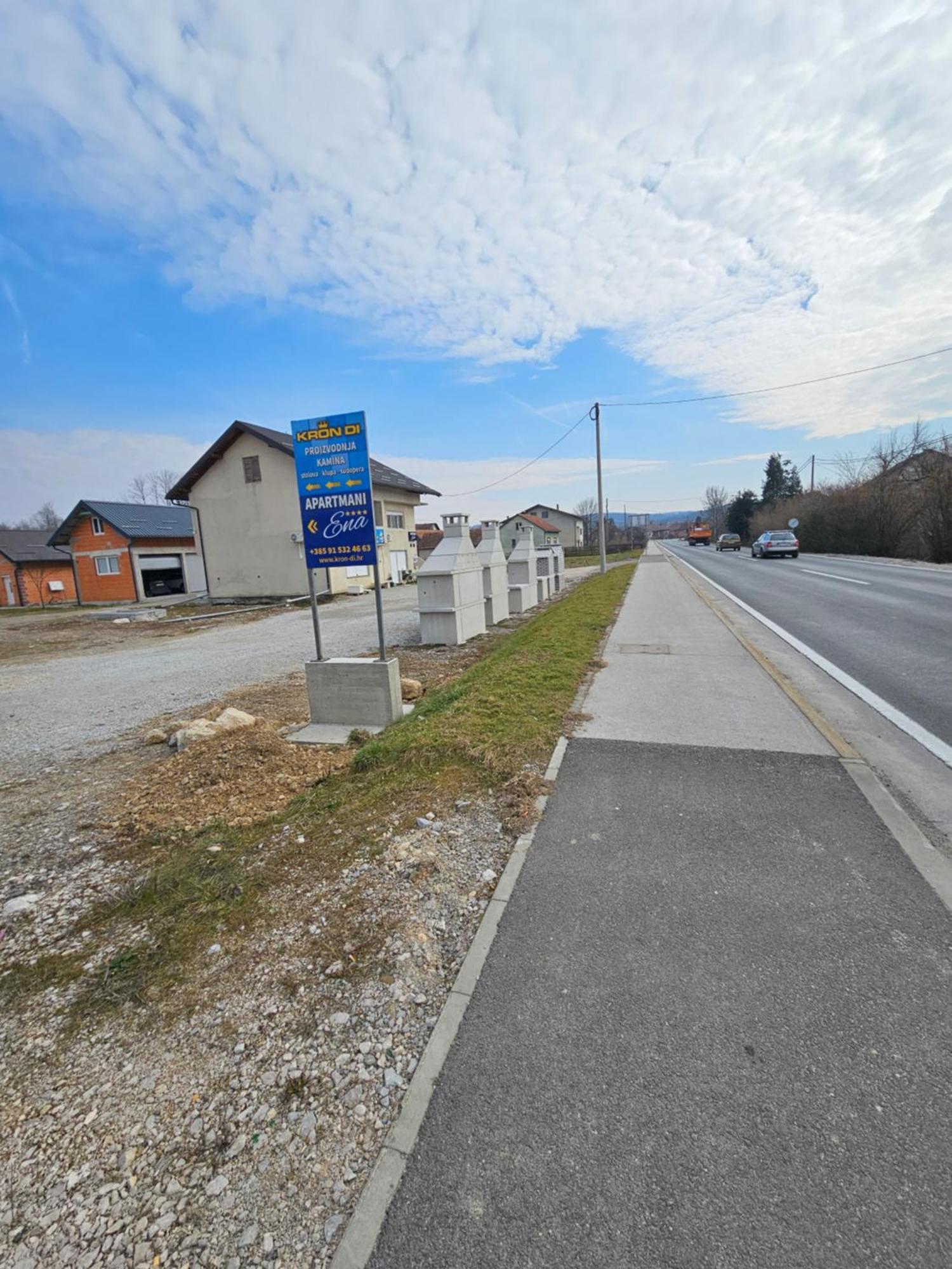 Ena1 & Ena2 -Big Free Parking Karlovac Exterior foto