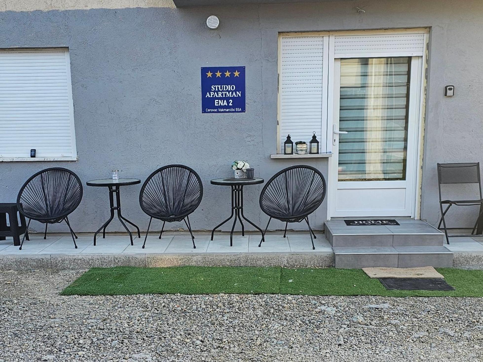 Ena1 & Ena2 -Big Free Parking Karlovac Exterior foto